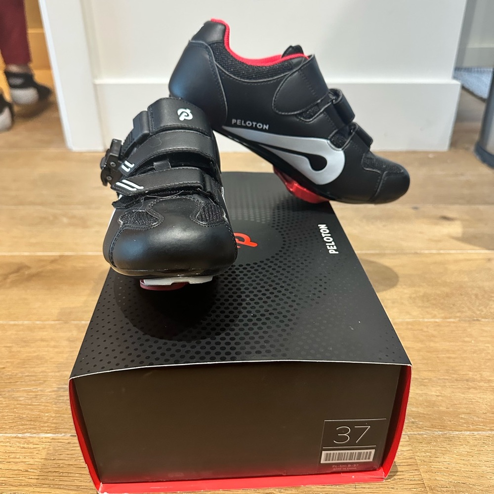 Peloton Black and Red Women's Cycling Shoes